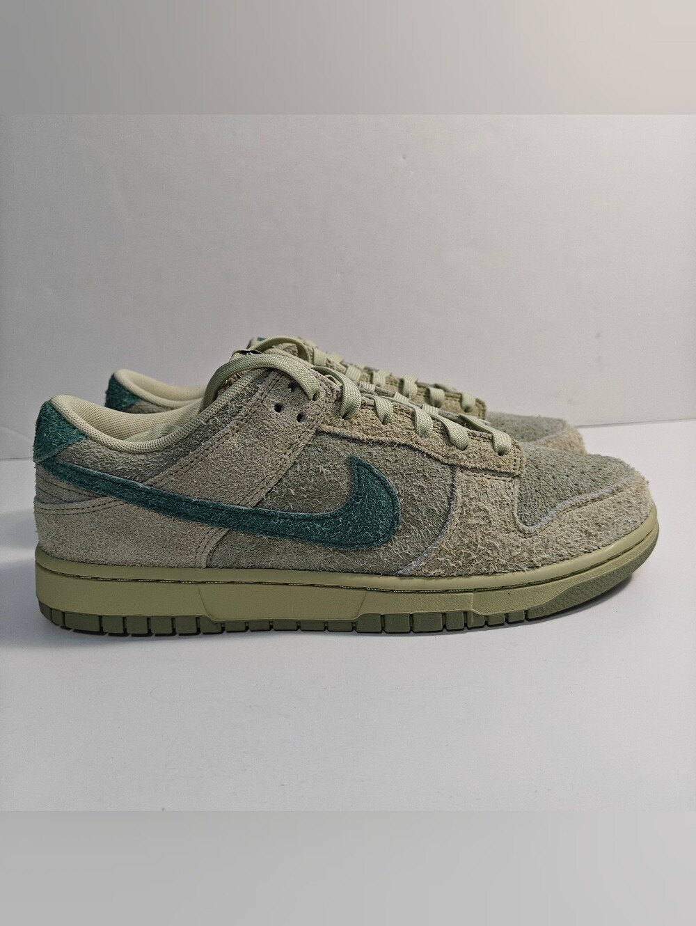 Nike Dunk Low Size 11.5 Women = Size 10 Men Olive Aura Oil Green Shoe HJ7291-371